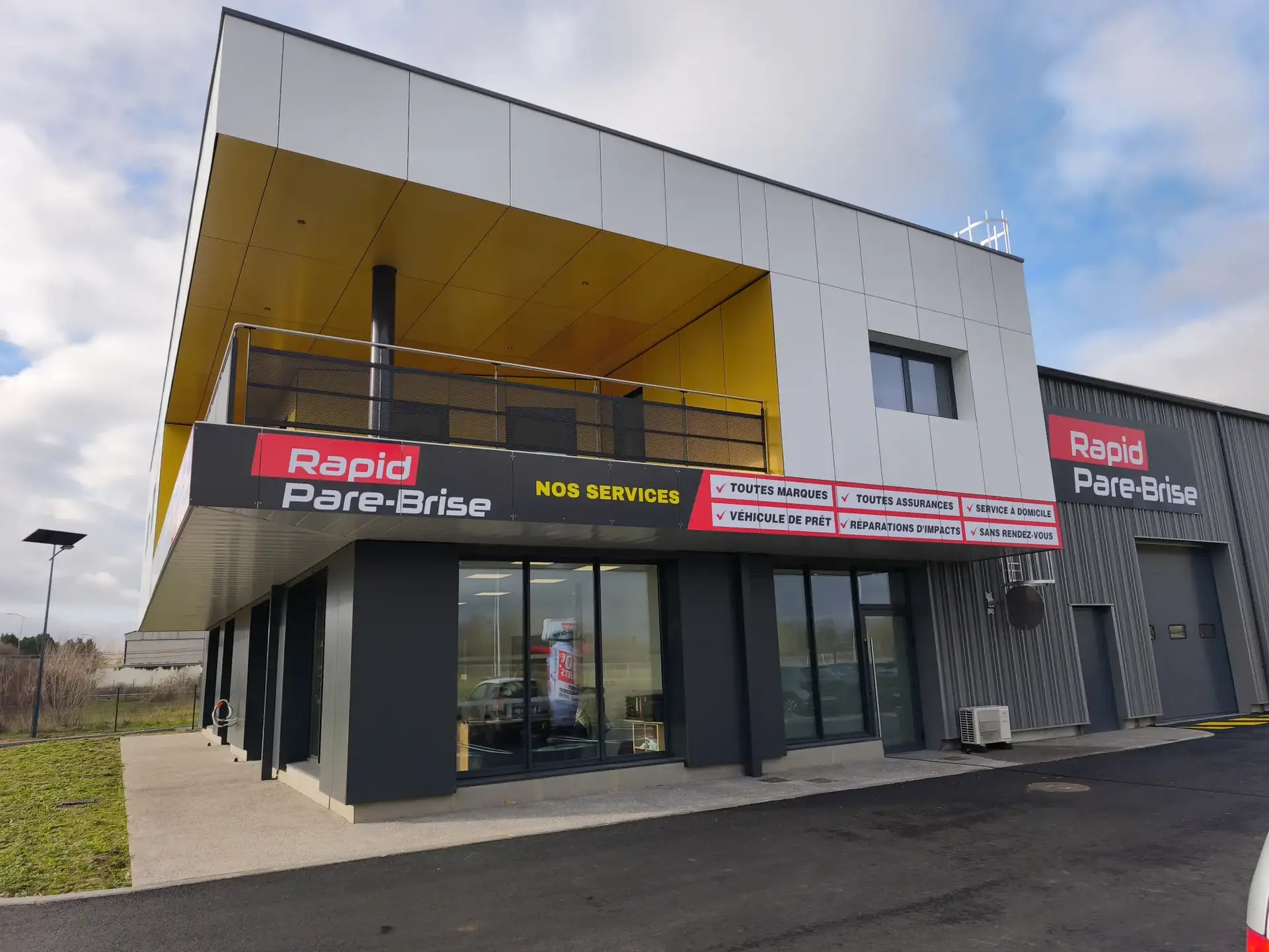Photo Rapid Pare-Brise Avermes